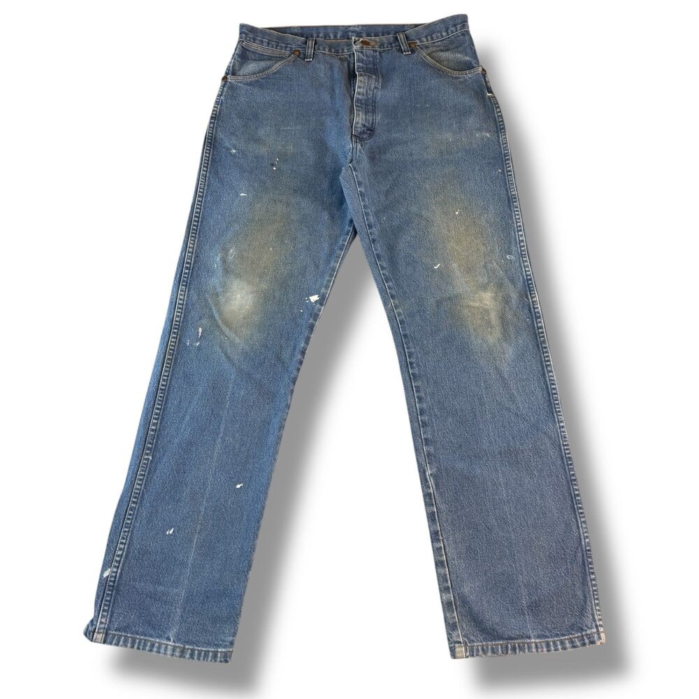 Vintage Men's Wrangler Trashed Straight Leg Blue Jeans Cowboy Fit Size 36x32